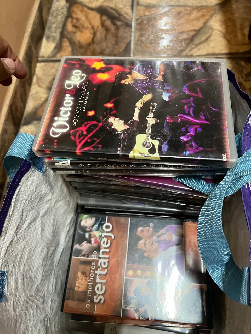 DVDS PARA DOAÇÕES - CDs, DVDs etc - Vaz Lobo, Rio de Janeiro