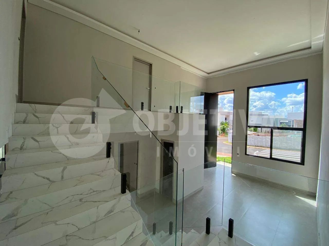 Casa em Condomínio à venda, 5 quartos, 5 suítes, 4 vagas, Varanda Sul - UBERLANDIA/MG - Foto 2