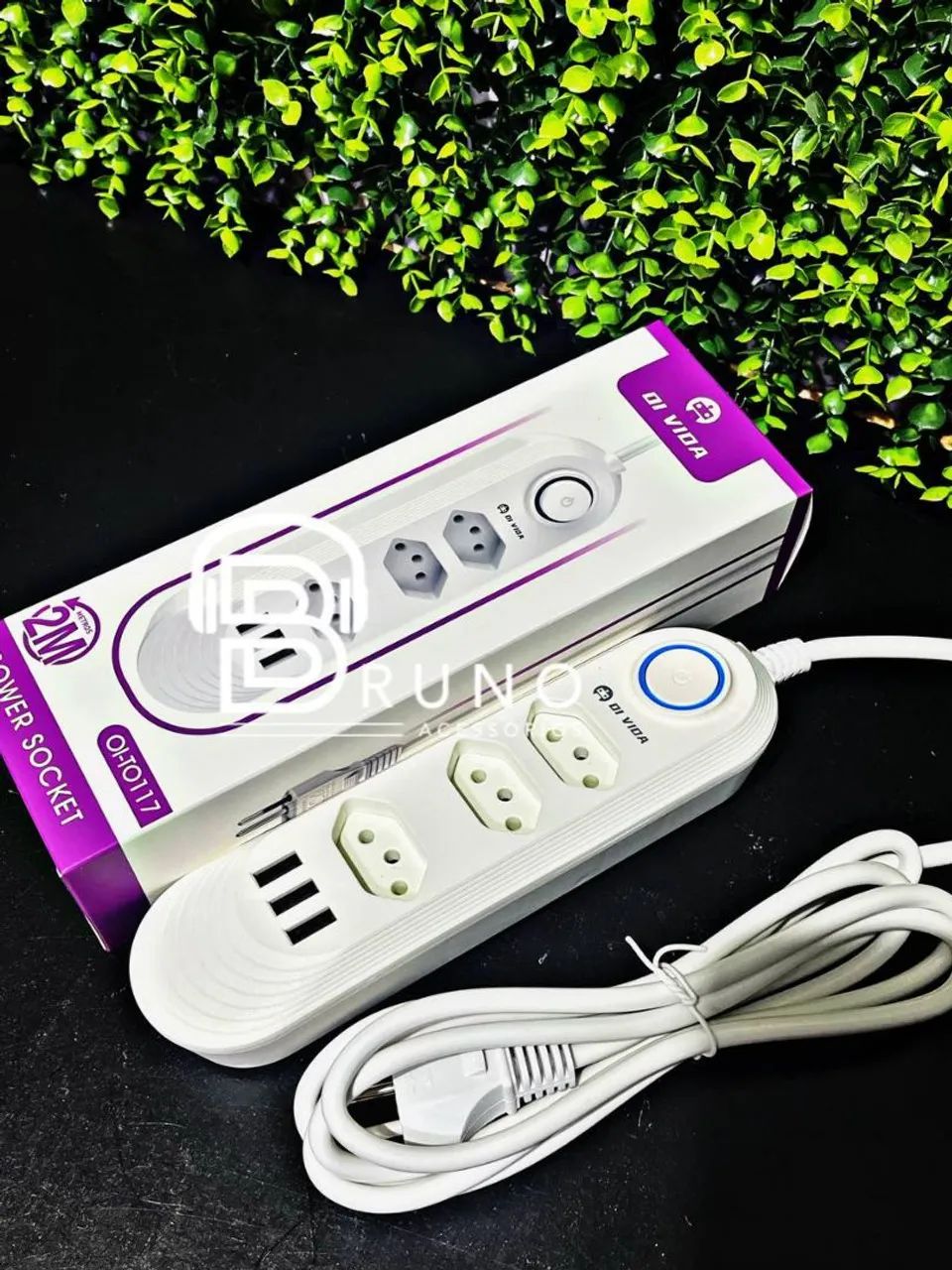 Extensão com 3 Tomadas + USB 