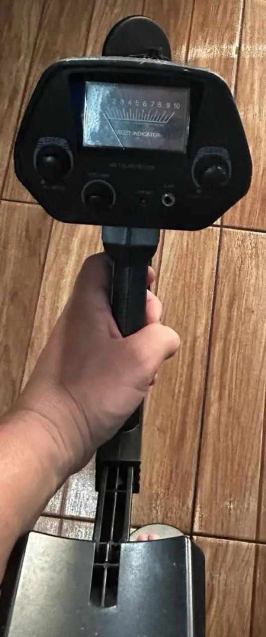 Detector de Metais Acompanha Duas Baterias  - Foto 2