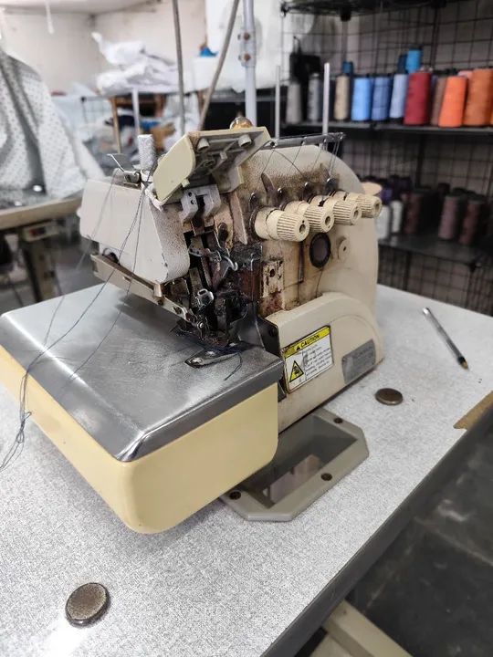 Máquina de Costura Overlock 4 fios - Foto 4