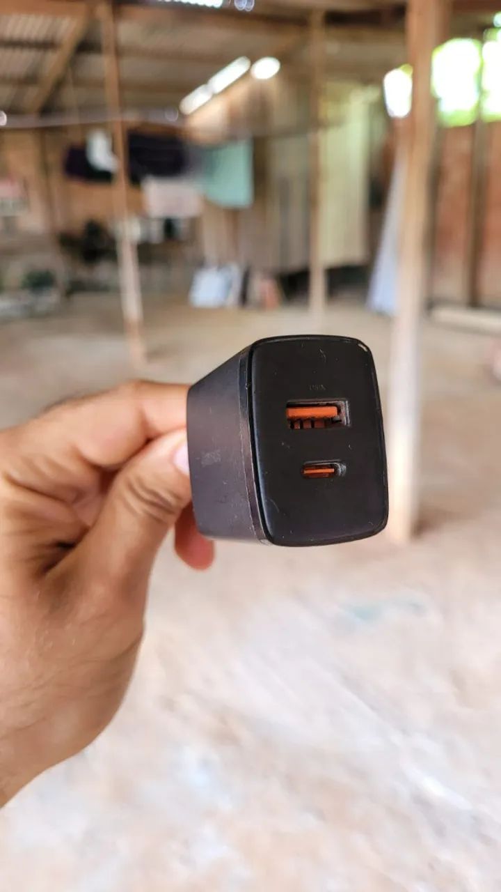 Carregador de celular turbo Baseus carrega rápido - Foto 2