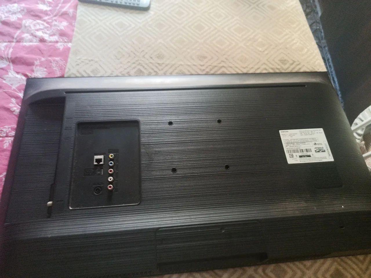 TV Samsung com tela de LED - Foto 5