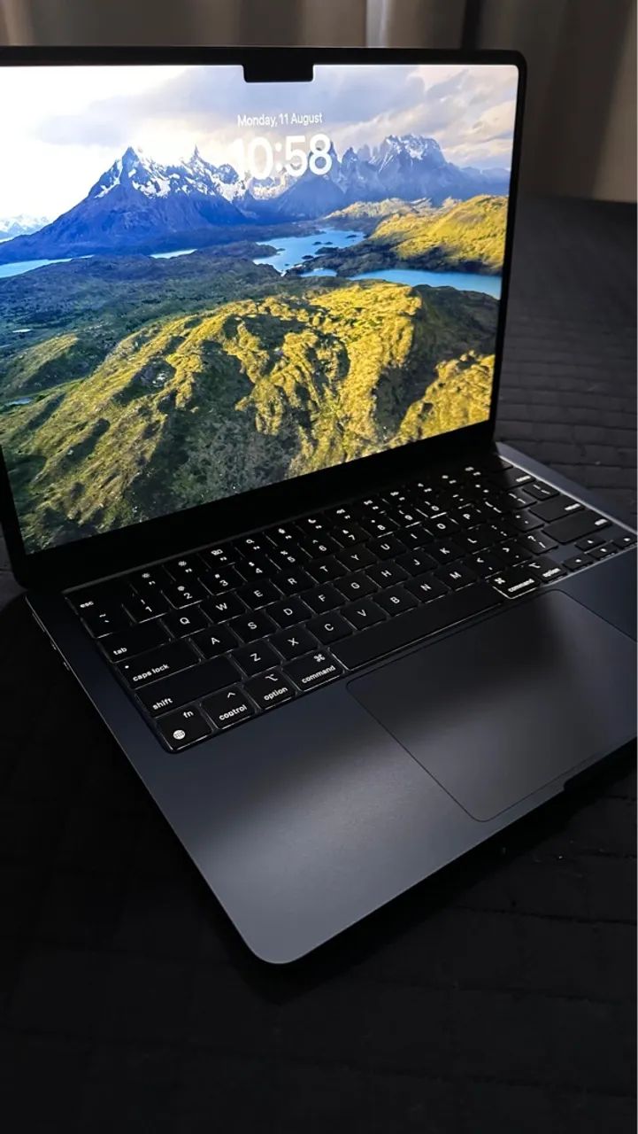 Macbook Air M2, 8GB, 256GB, 13,6 pol cor Midnight Black