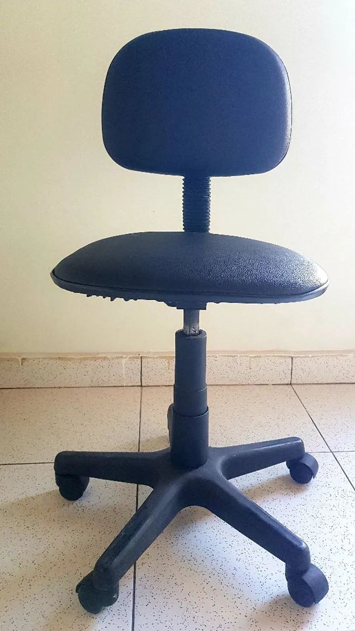 Cadeiras de Escritório Giratórias - Conforto e Design! - Foto 4