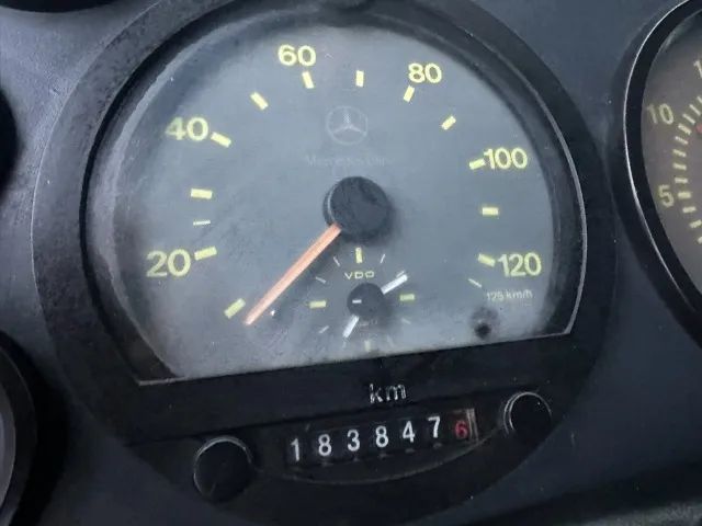 MB 1620 eletrônico ano 2009 leito truck - filé n 24250 2425 vm 260 2422 2428 cargo constel - Foto 5