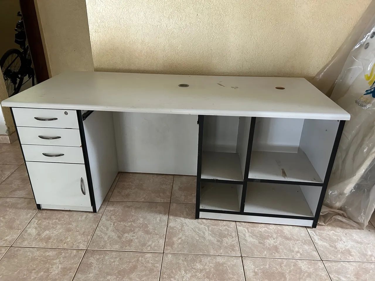Mesa para escritório ou game