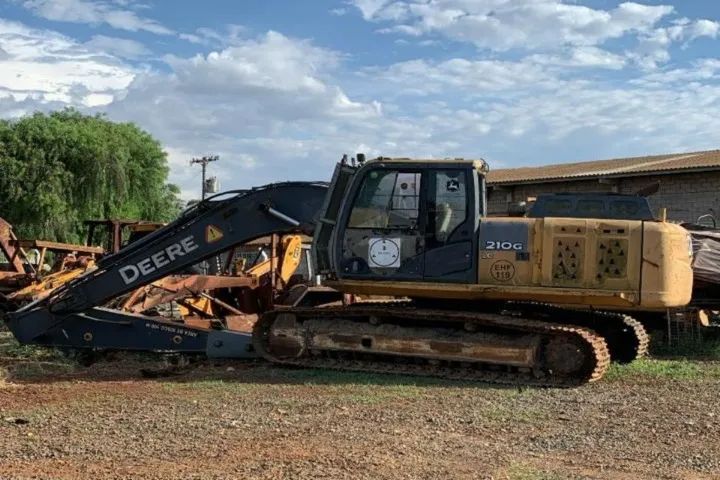 JOHN DEERE 210G PARA PEÇAS
