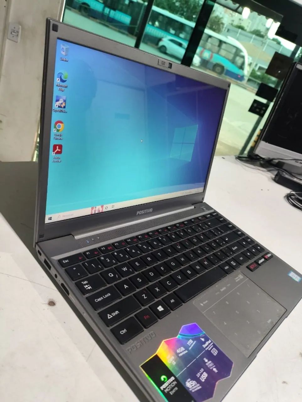 Notebook Positivo Motion i341tb intel Core i3 6157u Memoria 4Gb Ssd 120Gb Windows 10 - Foto 2