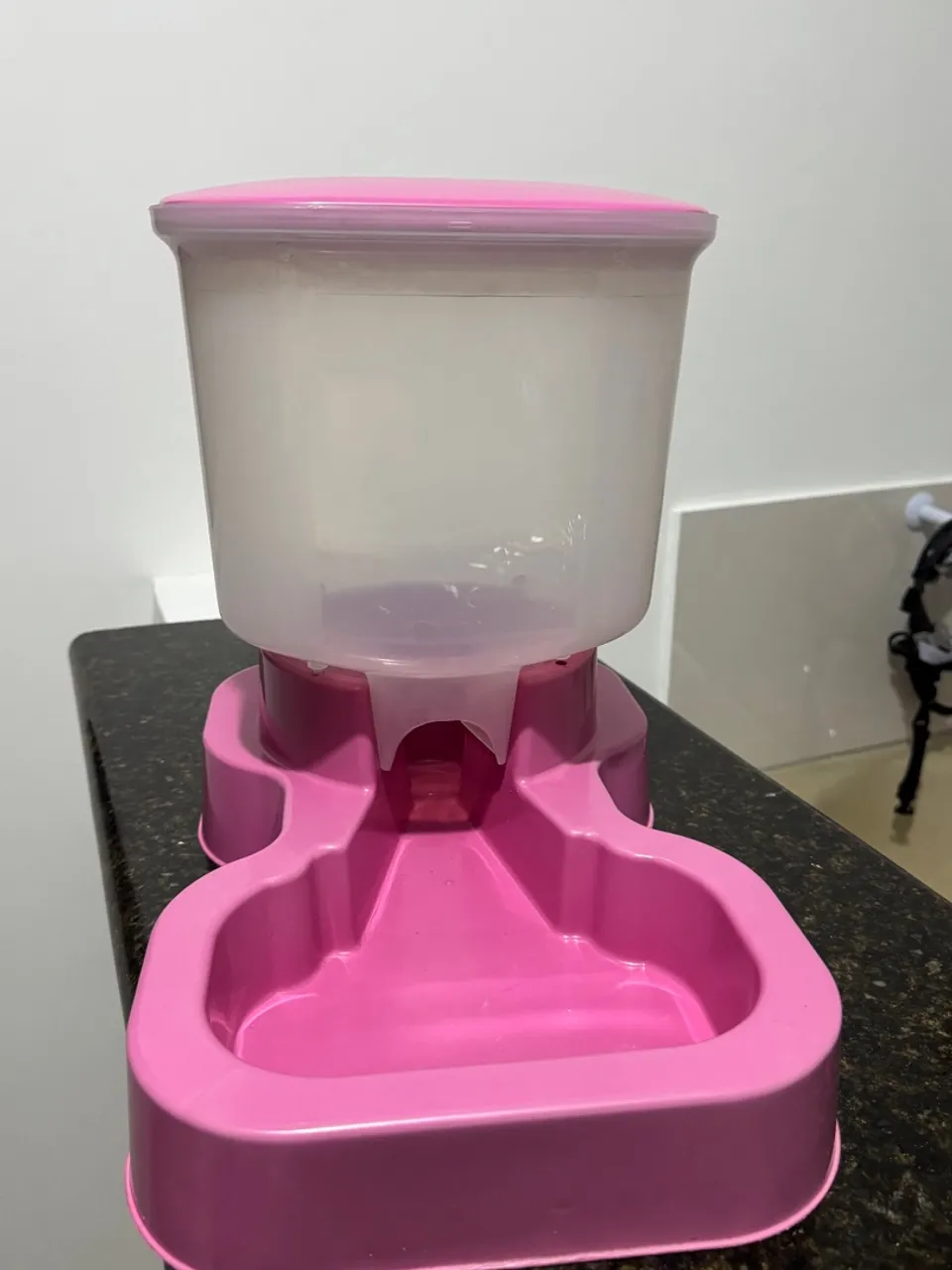 Comedouro Automático para Pet Rosa