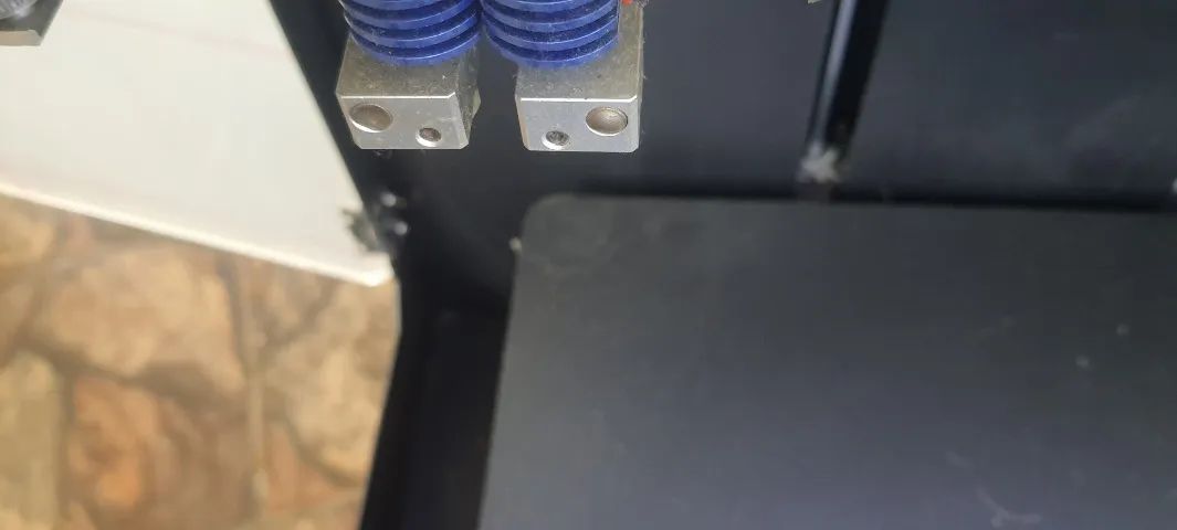 Impressora 3D profissional CreatBot DE02  Bico Duplo Alta Temperatura64310775238658124