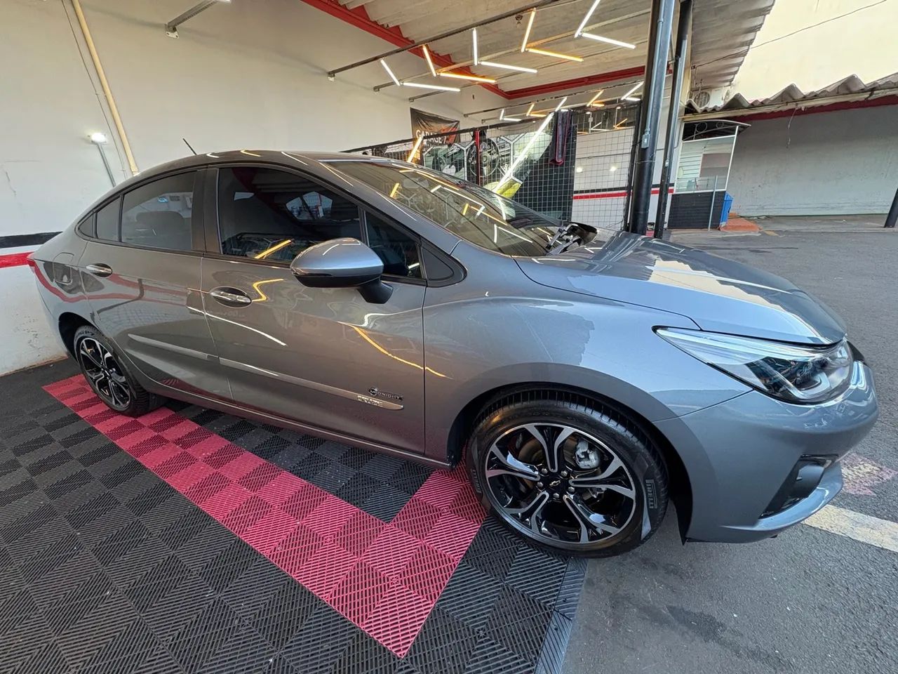 Cruze Midnight 2023  NA  IMPECÁVEL - PERÍCIA PREMIUM  SEM RETOQUE NENHUM - POUCO RODADO  - Foto 4