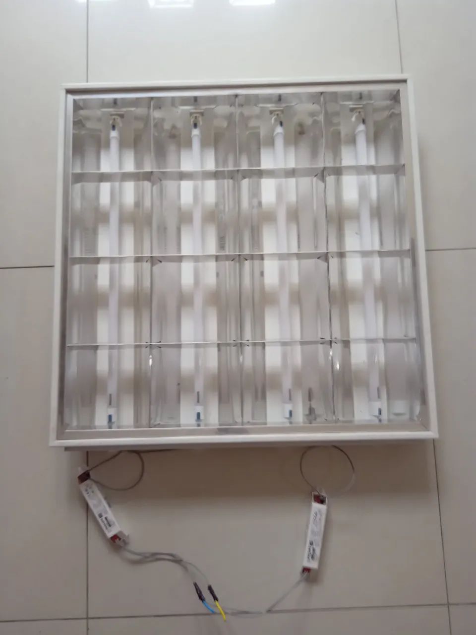 Luminárias de sobrepor