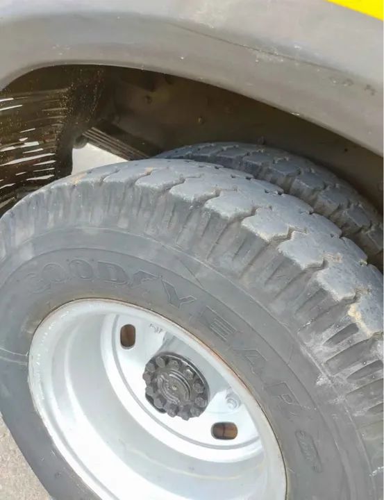 Micro ônibus Marcopolo/Volare 26L 2014 - Foto 8