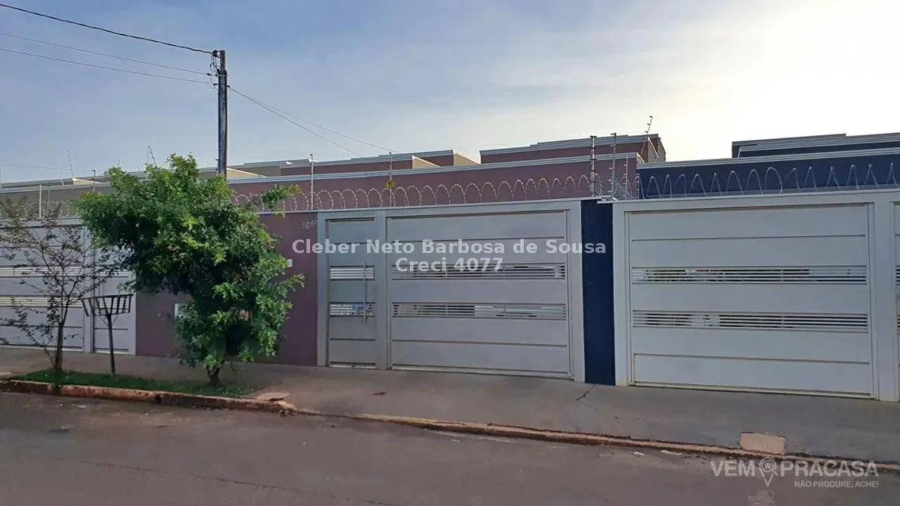 ALUGO IMÓVEL COM IPTU INCLUSO