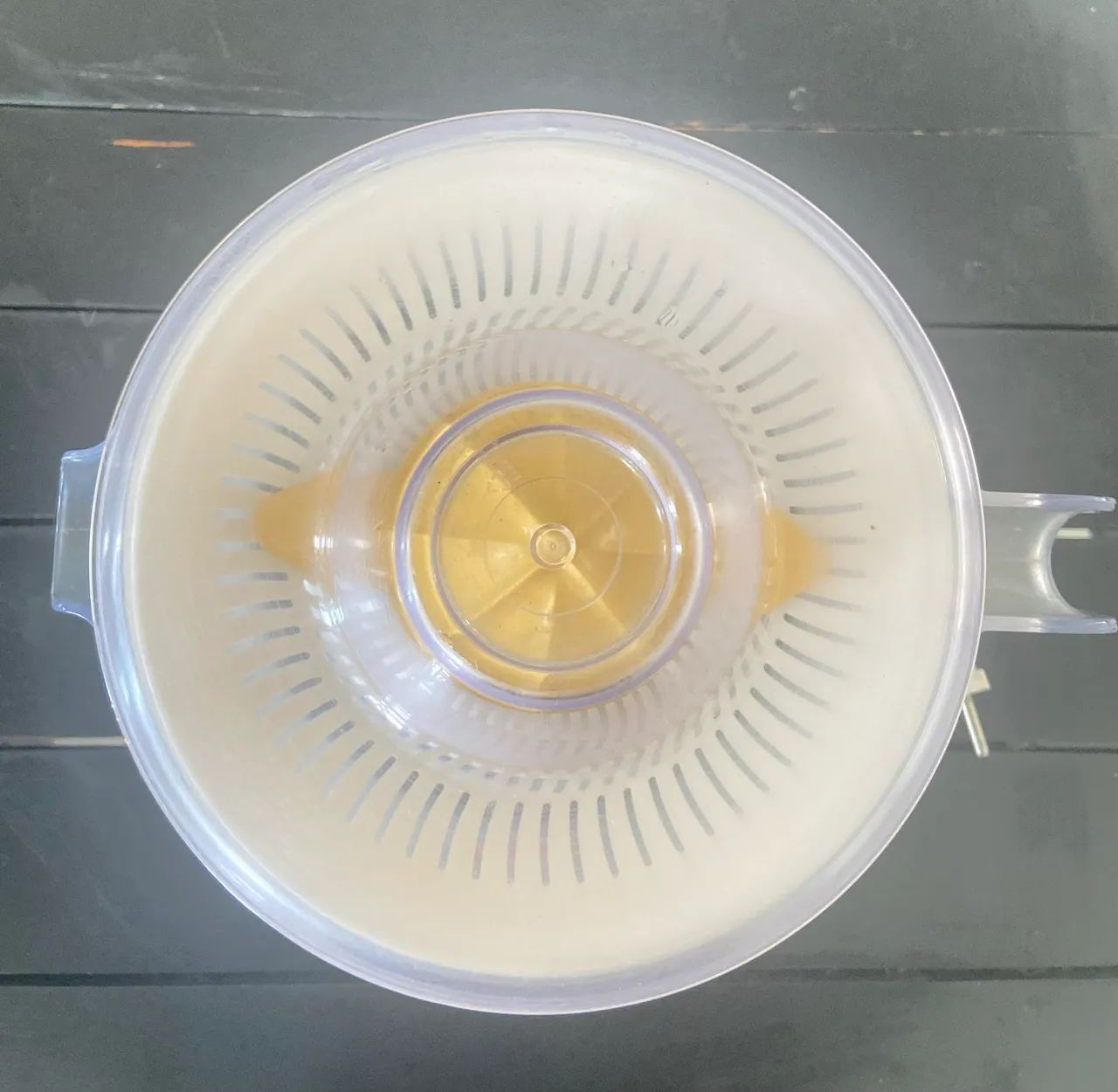 Espremedor de laranja.64168549649538122