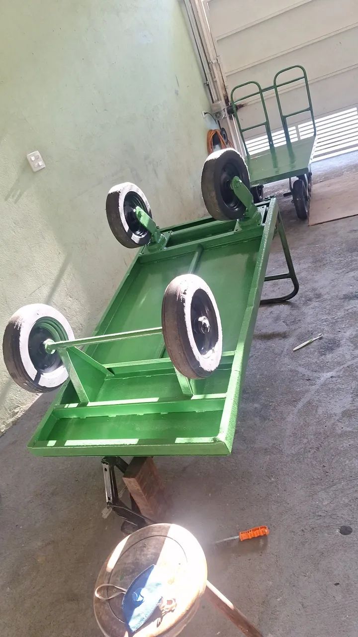 Carro plataforma com assoalho aço até 800 kg  - Foto 2