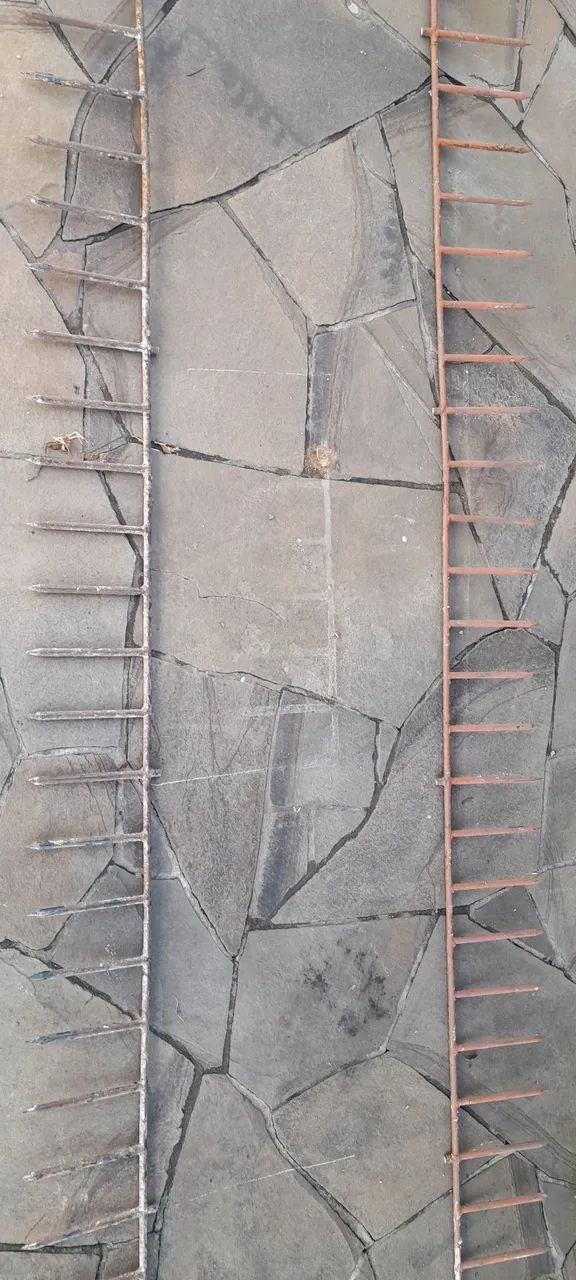 Grade de ferro ponta de lança 20 reais o metro - Foto 4