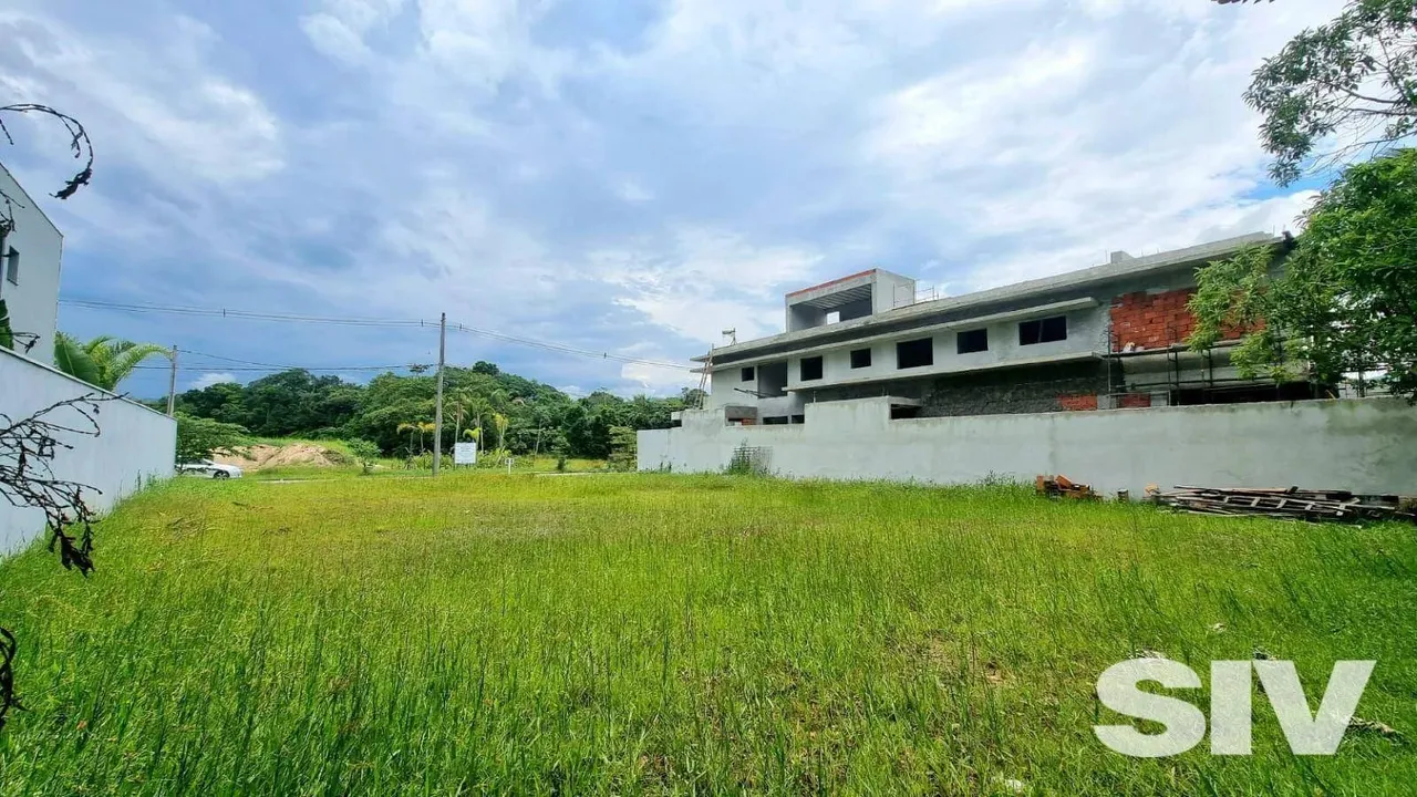 TERRENO para Venda em BERTIOGA - RIVIERA DE SÃO LOURENÇO com 141 m2 de Área Útil. Localiza