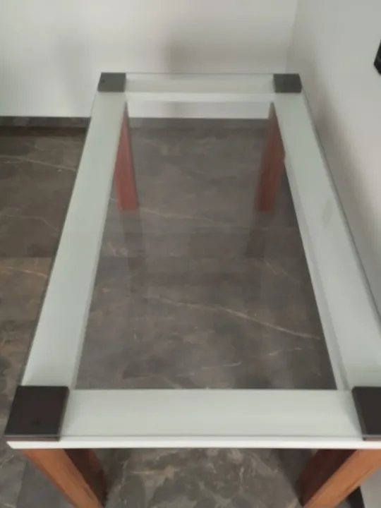 Mesa de Jantar de Vidro Moderna
