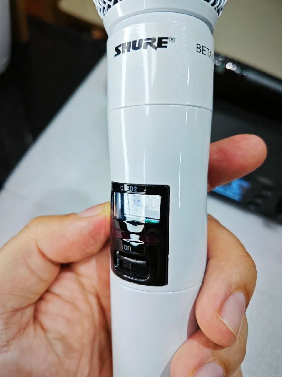 Microfone Shure QXD24 Duplo Branco e preto  - Foto 4