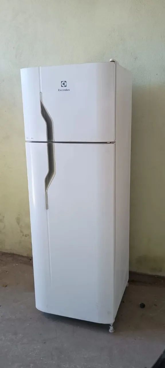 Geladeira Eletrolux 260 litros  - Foto 2