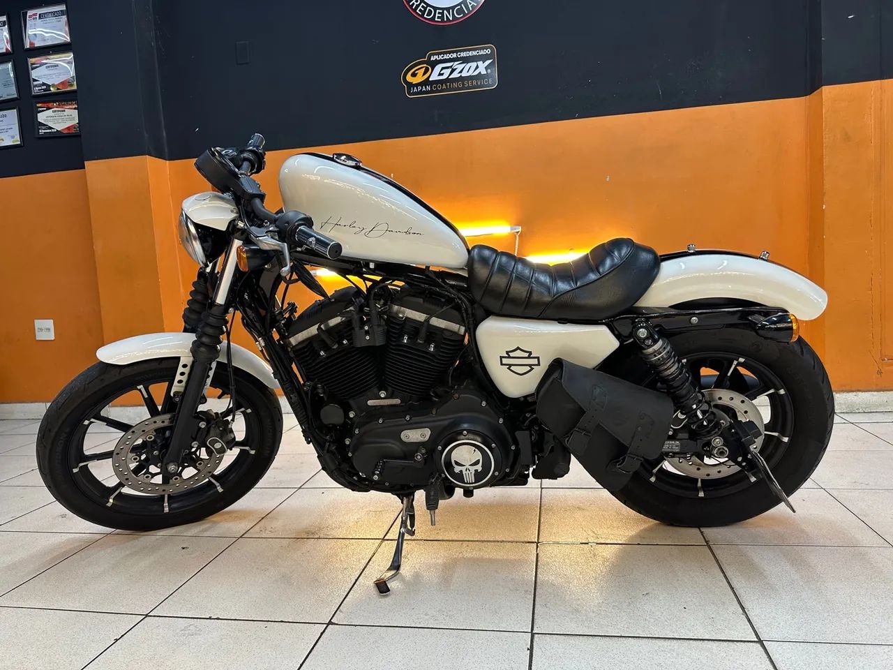 Harley XL 883N Iron novíssima (troco por carro)