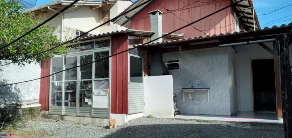 Ótima Casa em Balneário Piçarras - Apenas 1 km da Praia! - Foto 3
