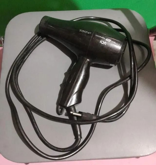 Secador De Cabelo TAIFF Tourmaline Ion Cerâmica (2000W/127V) - Foto 4
