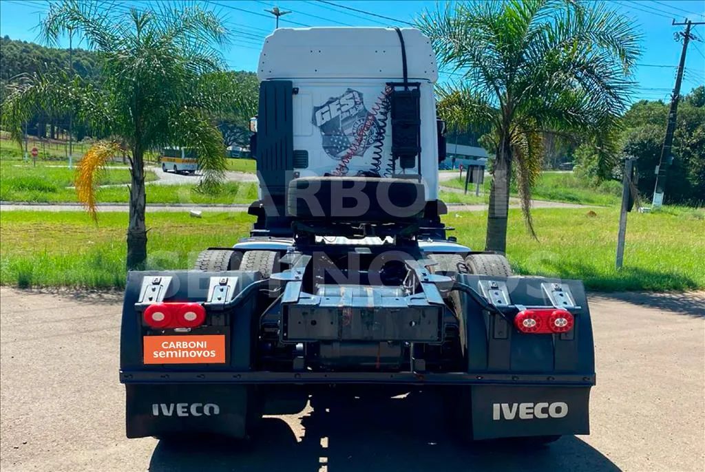IVECO STRALIS 600S44T 6X2, ANO 2017/18 - Foto 2