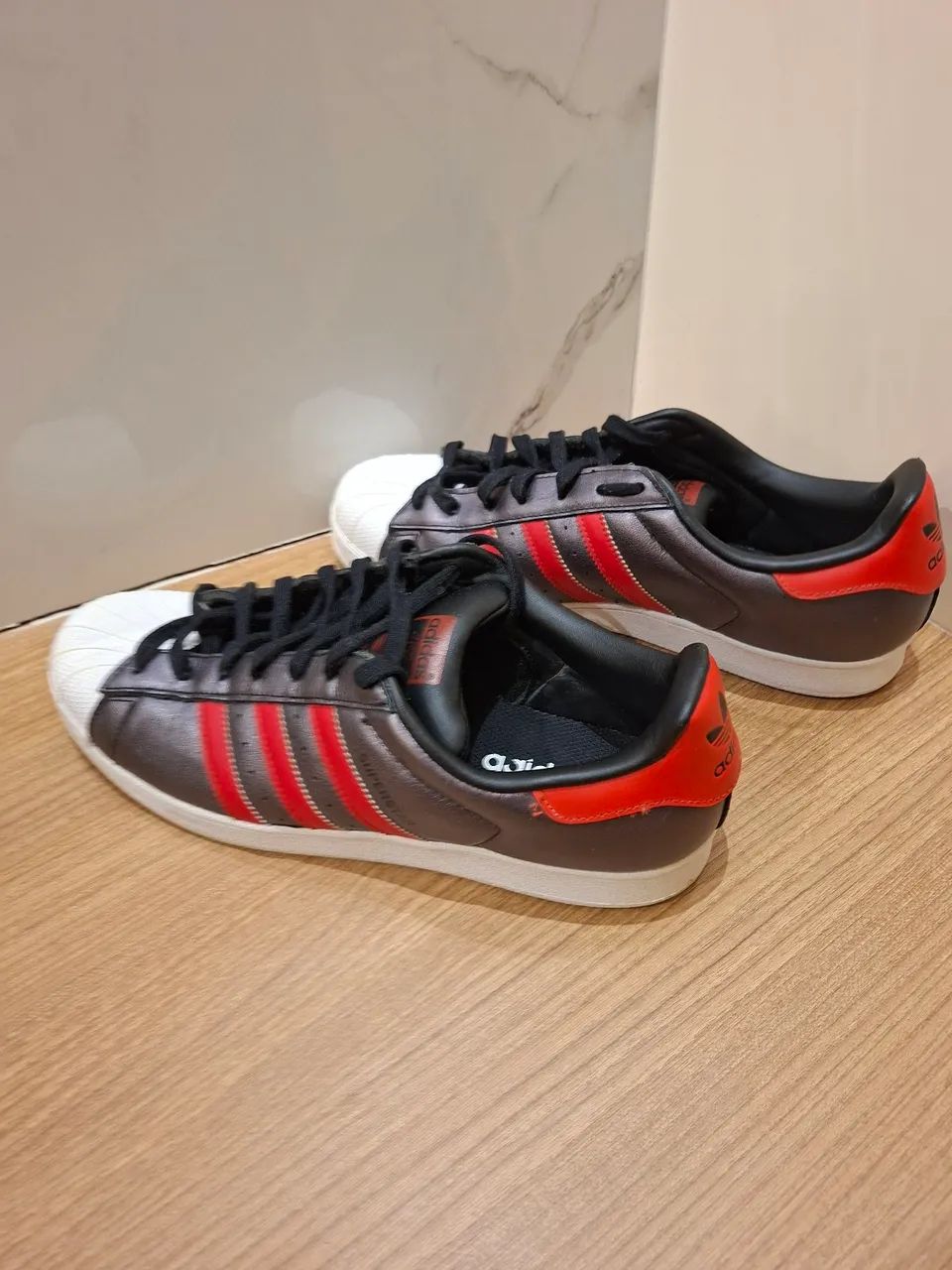 Tênis Adidas especial exclusivo - Foto 5