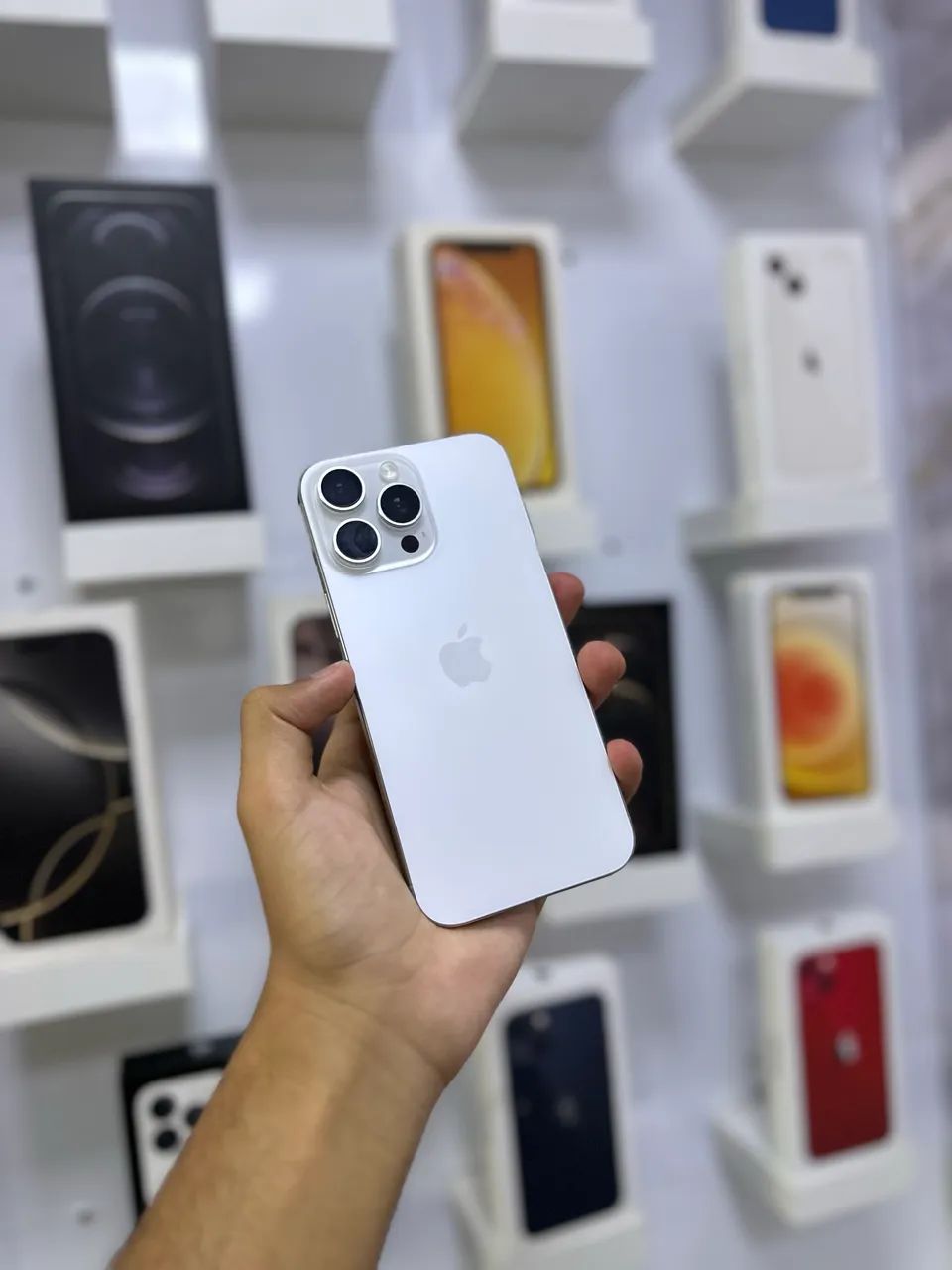 IPHONE 16 PRO MAX 256 GB COM CAIXA BATERIA 93% 