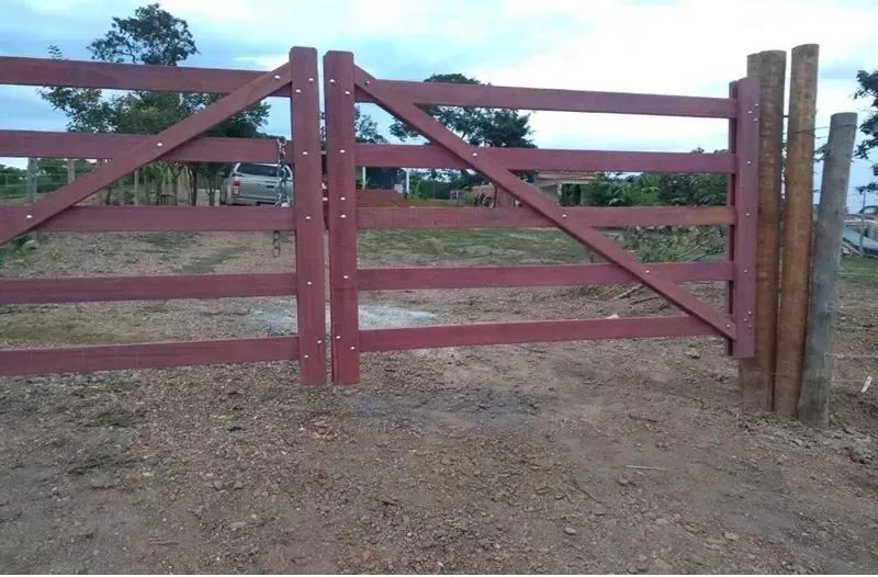 Rancho, no Condomínio Nautico Tarumã - Corumbá IV.