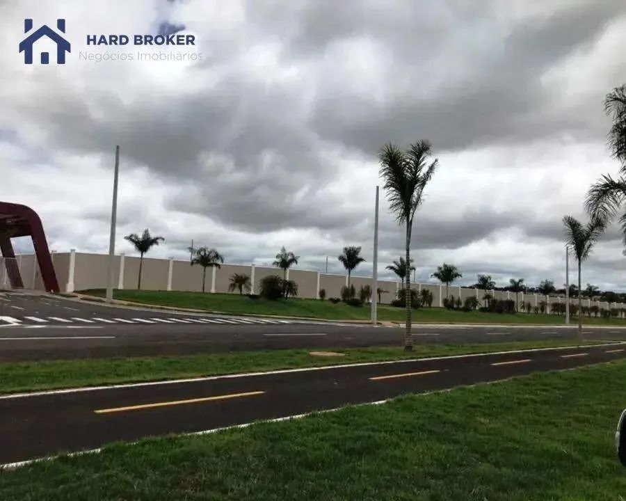 Terreno à venda, Condomínio Golden Village - Uberlândia/MG