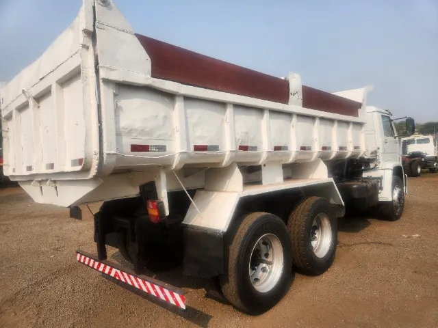 VOLKSWAGEN CAÇAMBA MOTOR 220 2004 BOMBADO