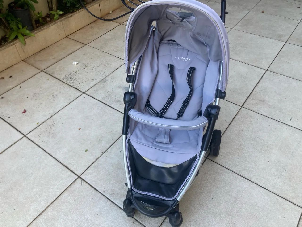 Carrinho de bebê kiddo!