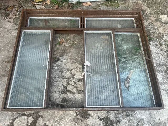 Old Windows and Grille64706493188225121