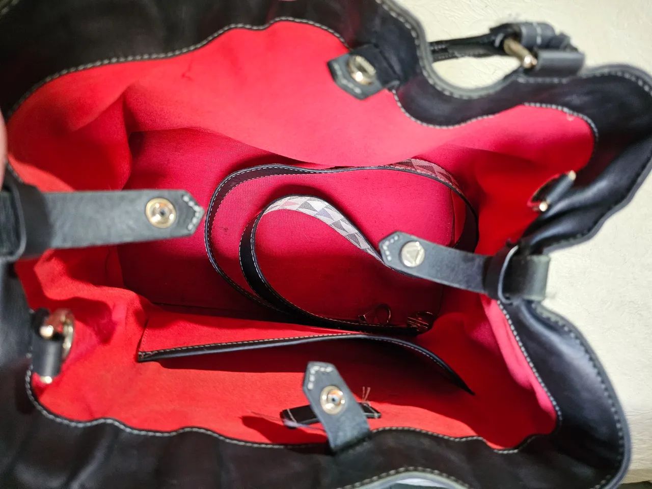 Bolsa feminina triangle schutz  - Foto 3