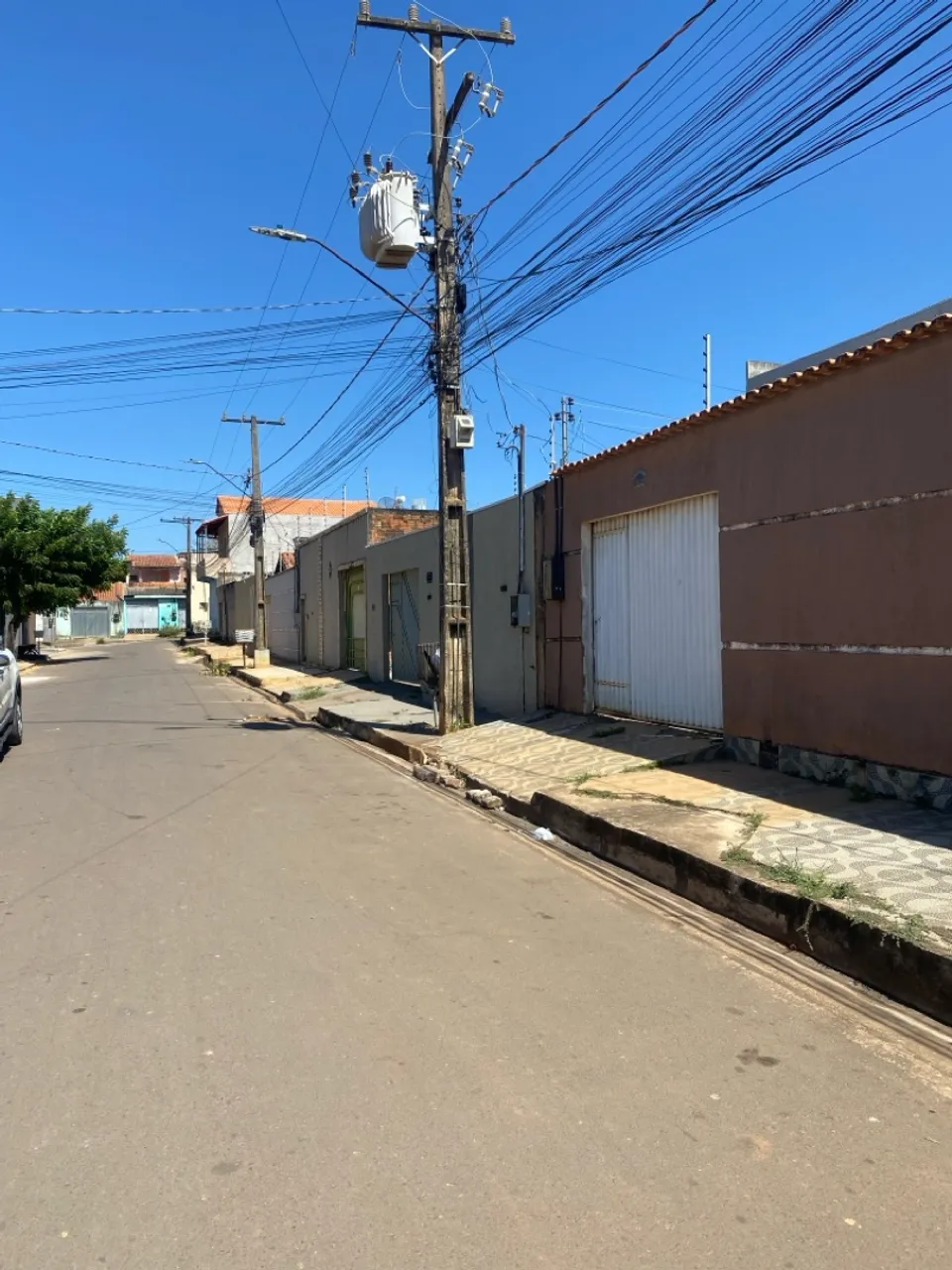 Alga está casa de dois quartos rua F 11 próximo da av dos ipês cidade jardim