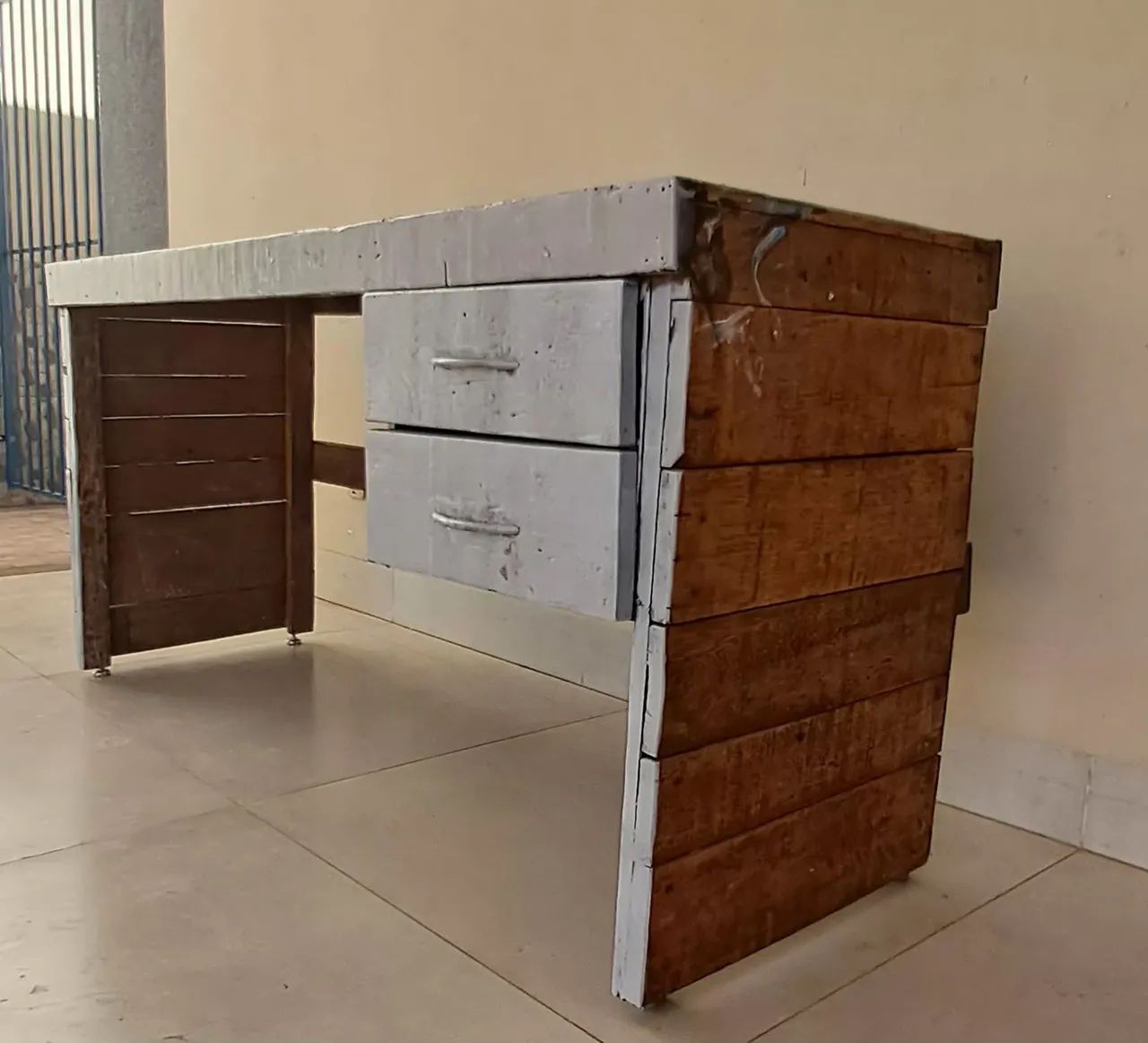 Mesa rústica 