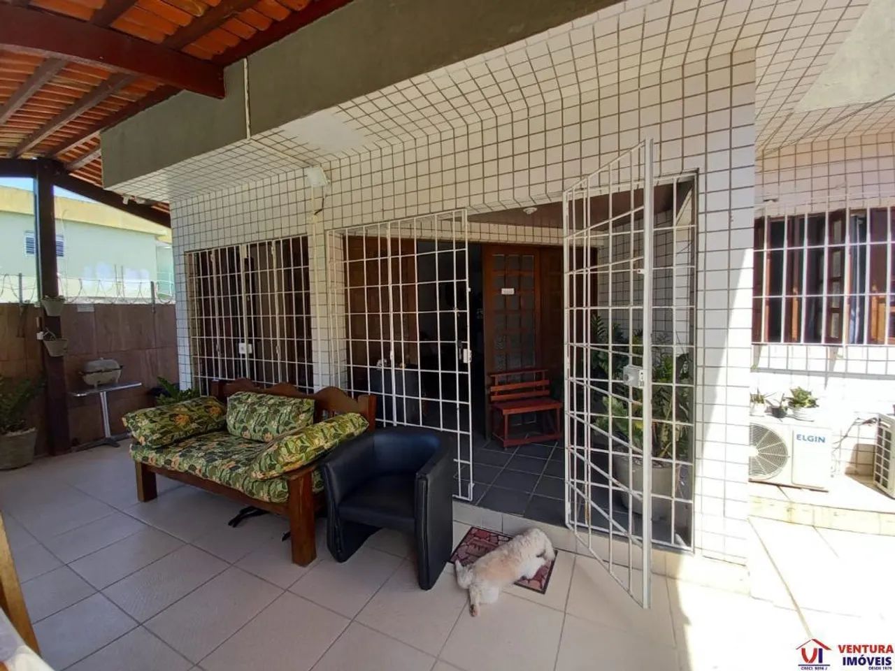 Casa à Venda em Fragoso