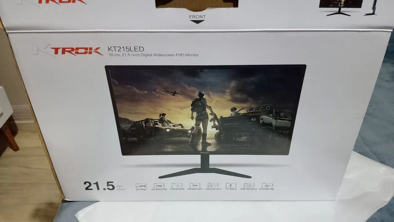 Monitor gamer na caixa