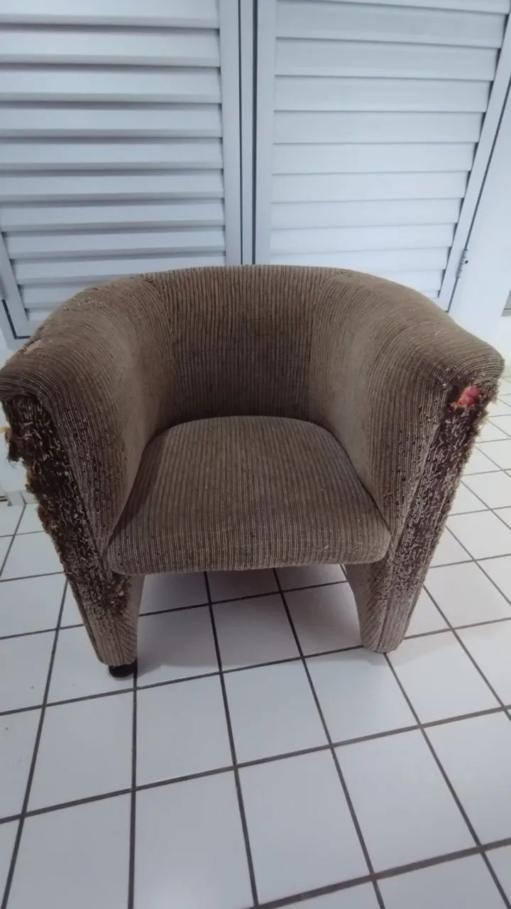 Poltrona em formato de "U" - Foto 2