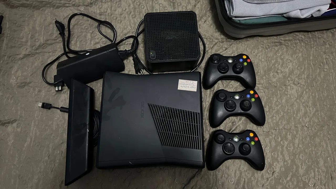 Xbox 360 DESBLOQUEADO mas com defeito no HD