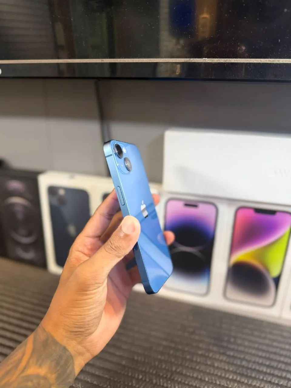 IPHONE 13 128GB<br>R$ 1.899 - Foto 2