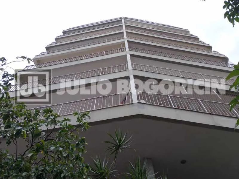 CACHAMBI - VARANDA - 2 QUARTOS - DEPENDÊNCIA COMPLETA - GARAGEM - INFRA