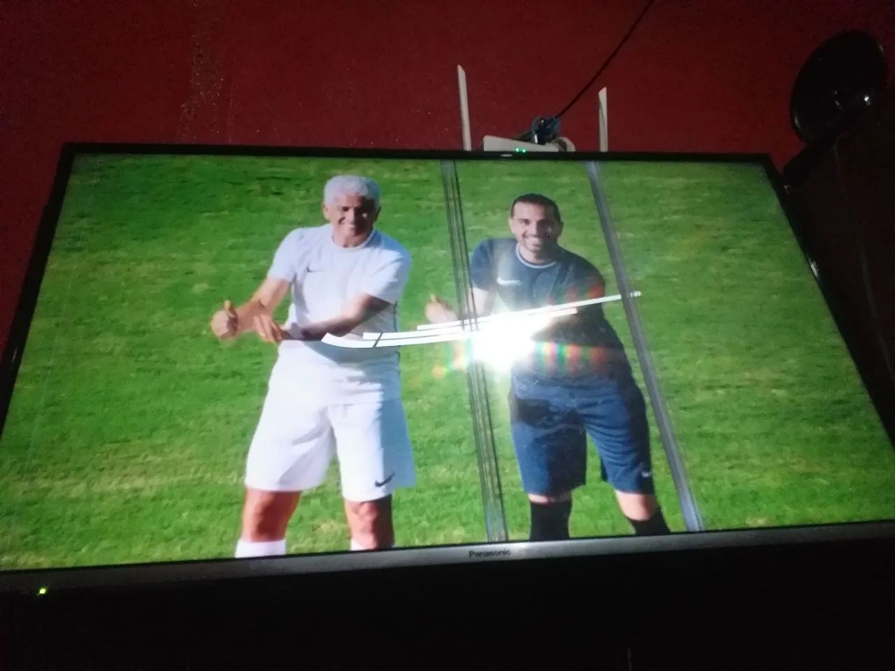 TV smart Panasonic 43 polegadas leia
