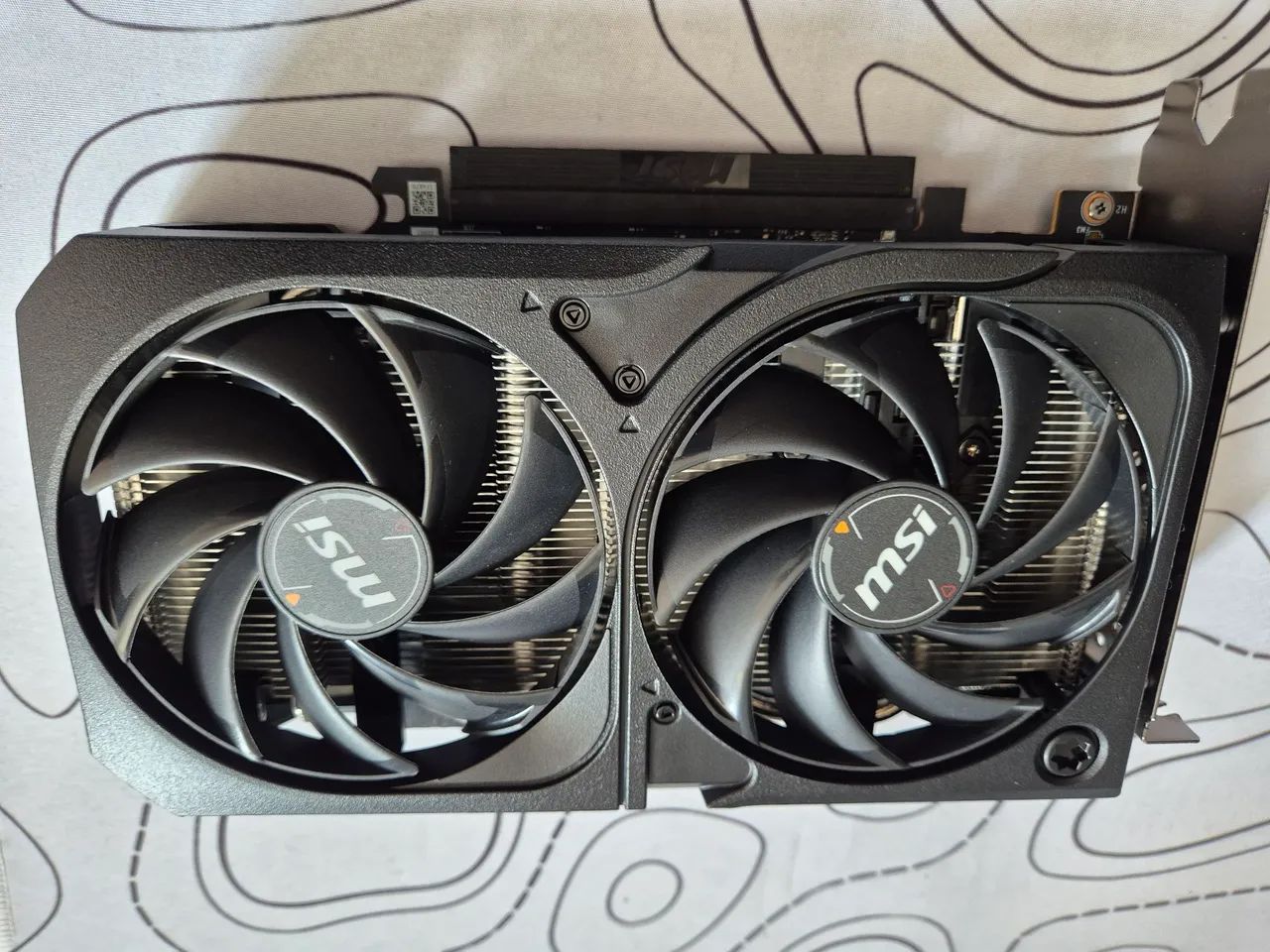 RTX 5060 8GB Shadow 2x MSI - Foto 4