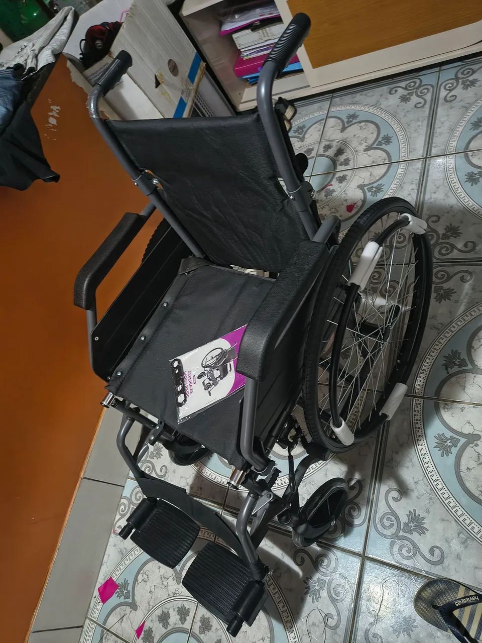 Cadeiras de rodas e banho - Foto 2
