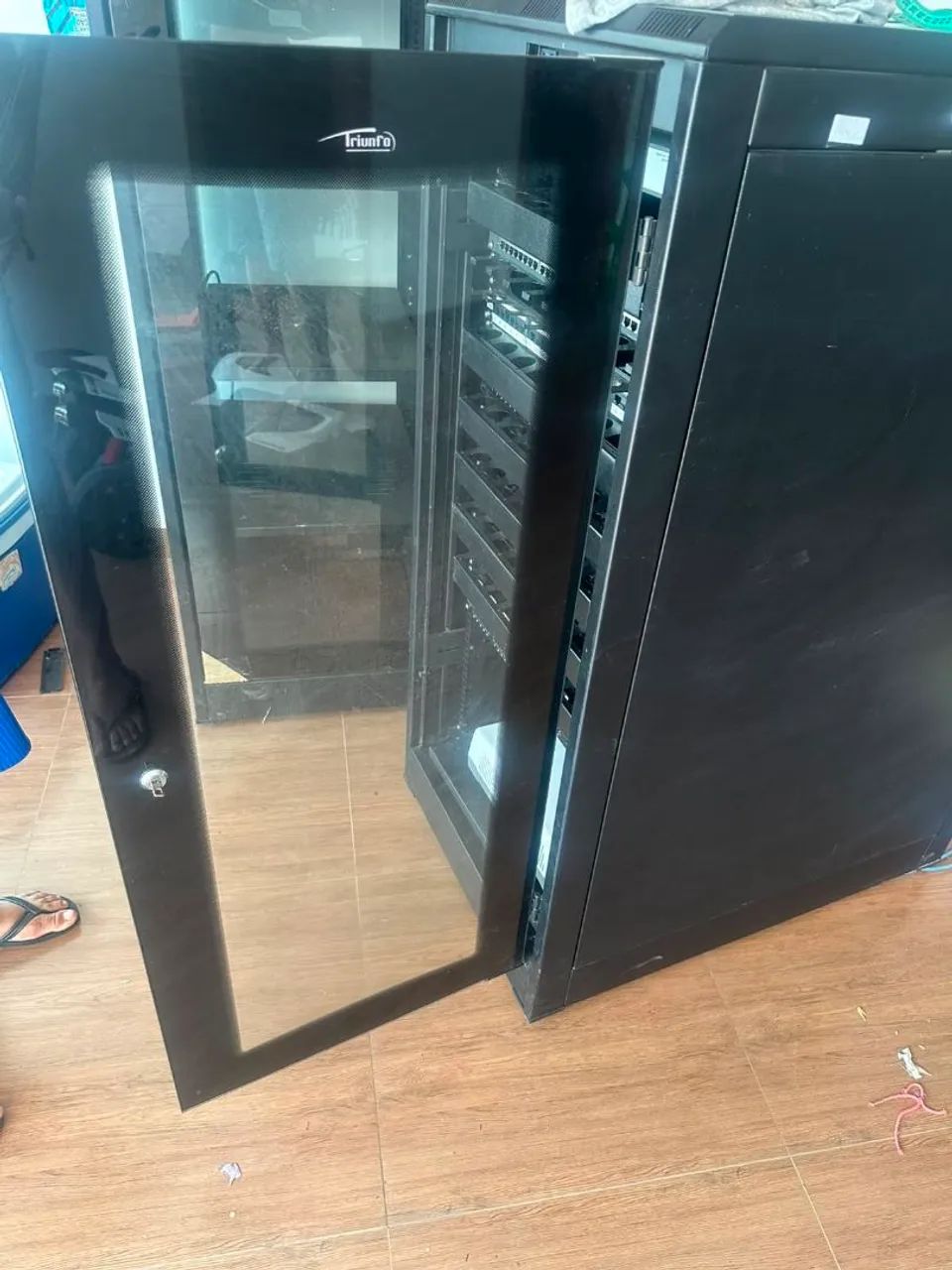 Rack Piso 24U Triunfo + Switch TP-Link 48P + Switch 3Com + PABX Intelbras - Foto 2
